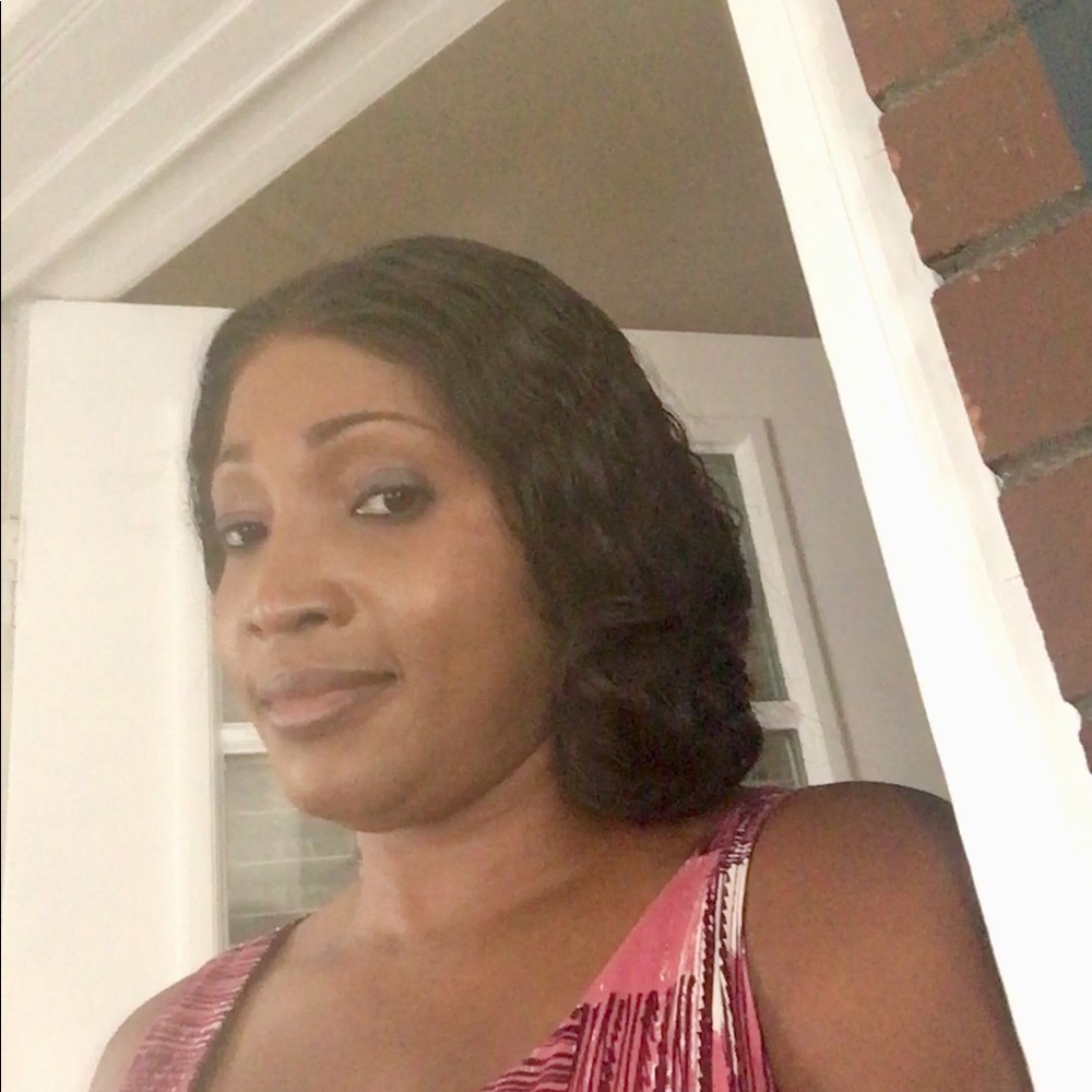 Meet your Posher, Prisca